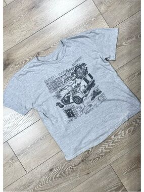 Back To The Future Lootwear Exclusive DeLorean Short Sleeve Tee *Flaw*